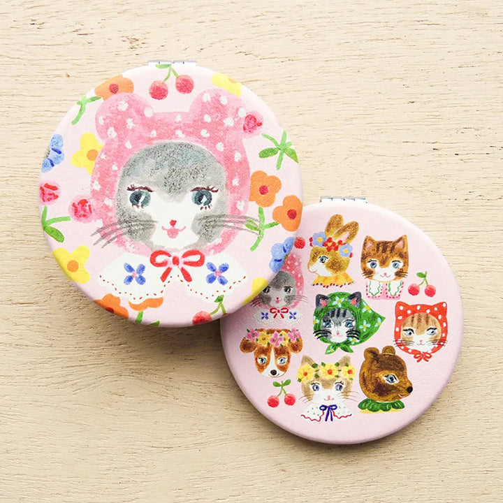Aiko Fukawa Stationery: Niko Niko Compact Mirror