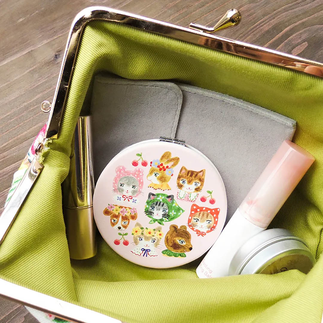 Aiko Fukawa Stationery: Niko Niko Compact Mirror