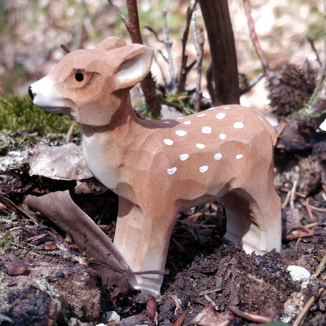 NEW Wooden Fawn Animal Toy