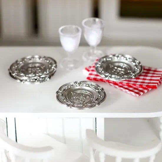 NEW Dollhouse Miniatures: Pewter Plate Chargers Pack of 4