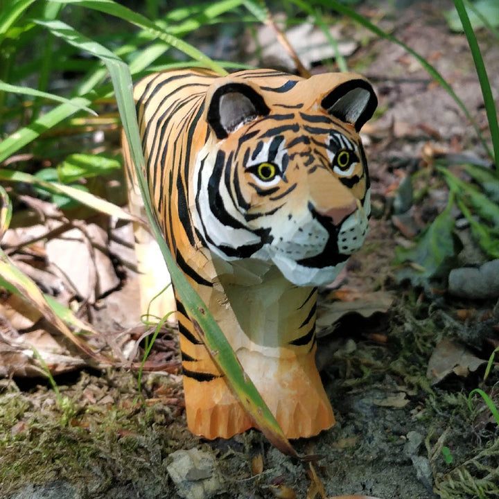 NEW Wooden Tiger Animal Toy