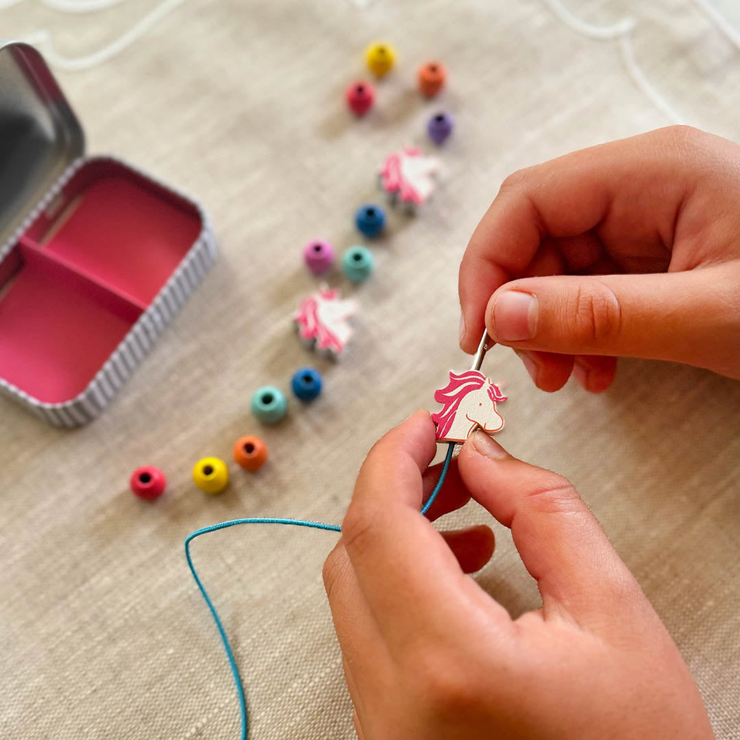 NEW Unicorn Bracelet Gift Kit