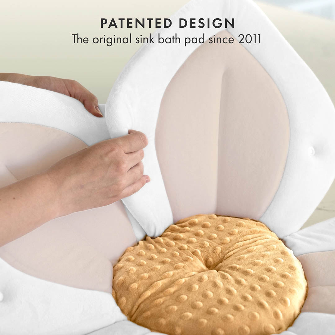 NEW Lotus Bath Seat with Button Snaps