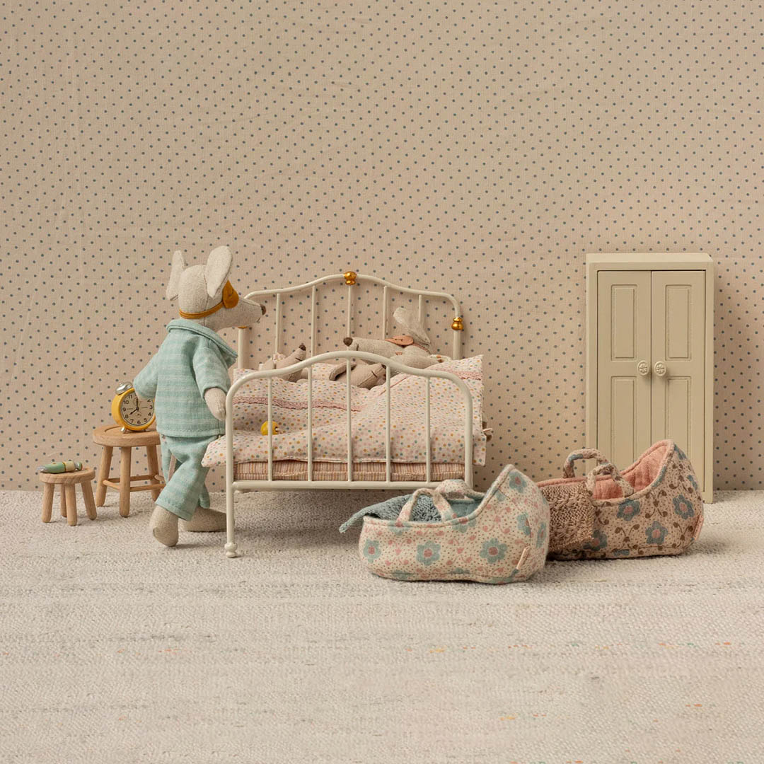 Vintage bed, Mouse - Off white