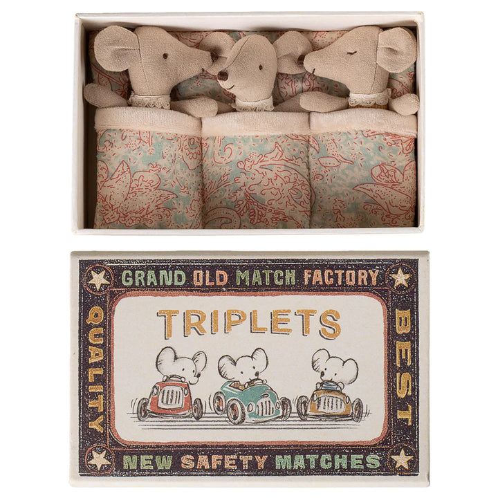 Triplets, Baby mice in matchbox - Checker