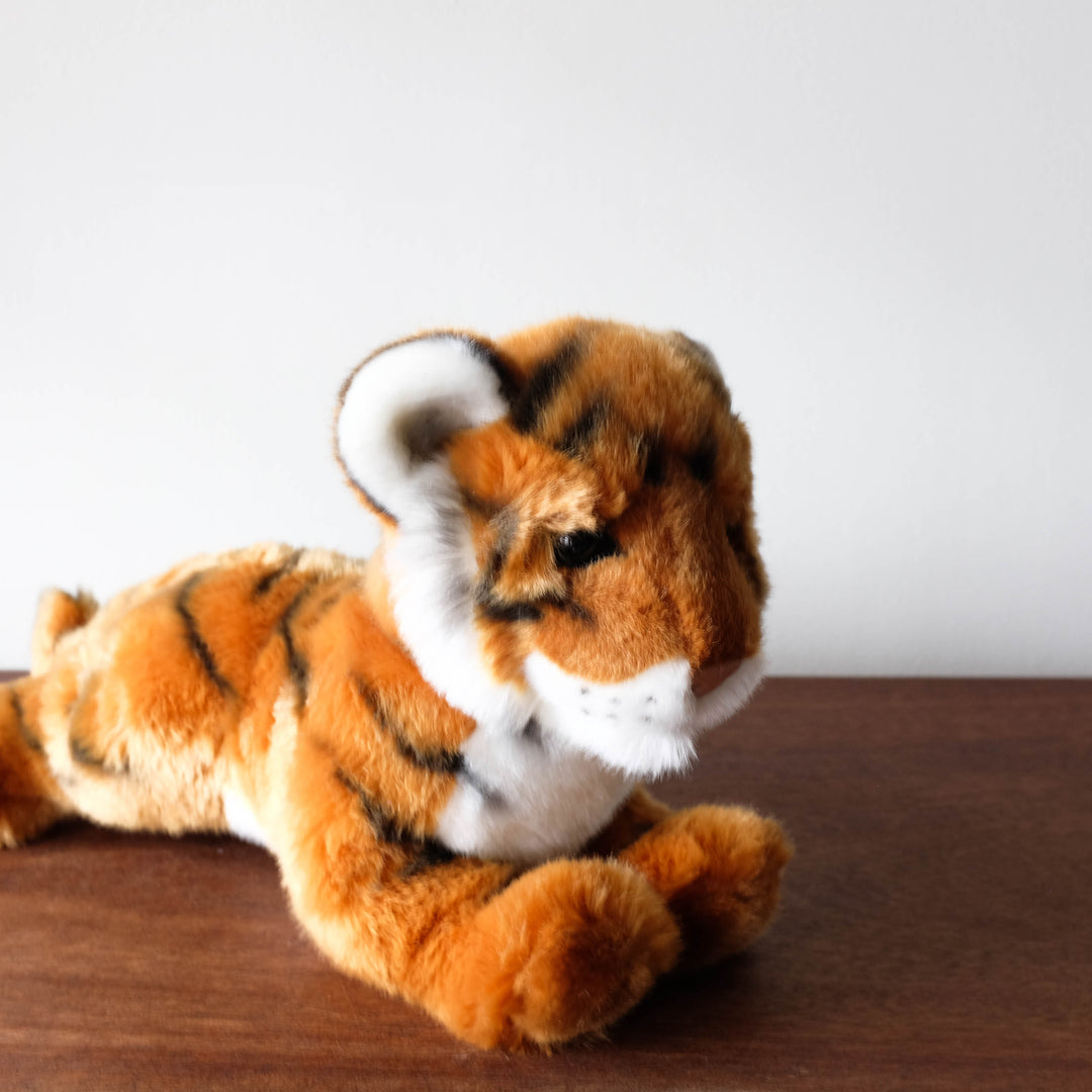 Cuddly Dolls: Bengal Tiger Cub