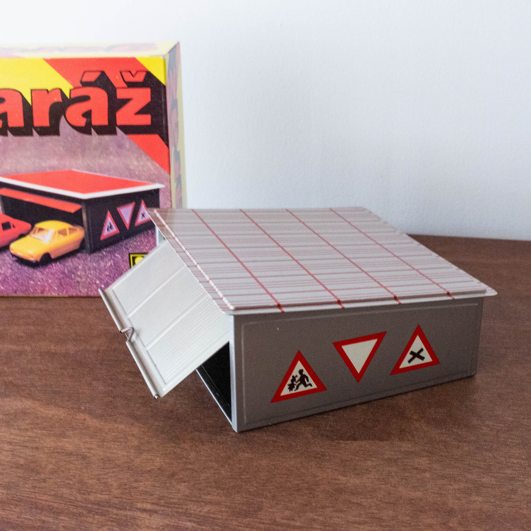 Retro Tin Car Garage Toy