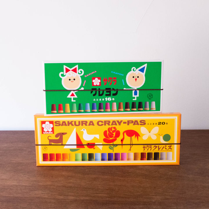 NEW Japanese Sakura Crayon Set- 16 pc