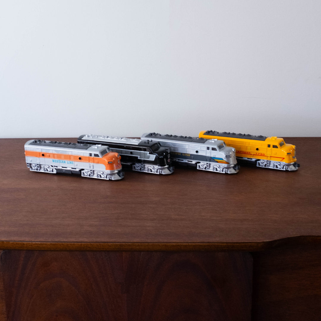 NEW Die Cast Metal Locomotive Train