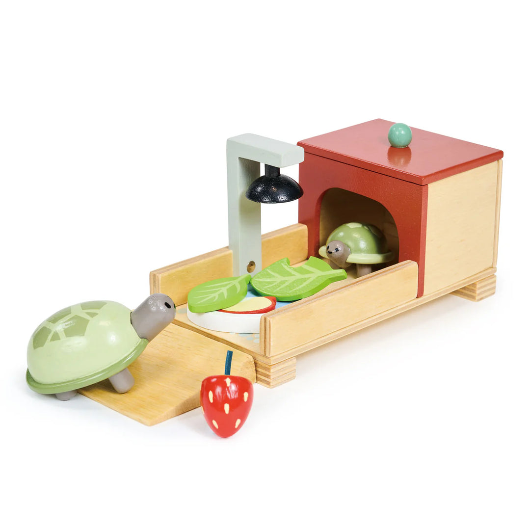 NEW Tortoise Pet Toy Set
