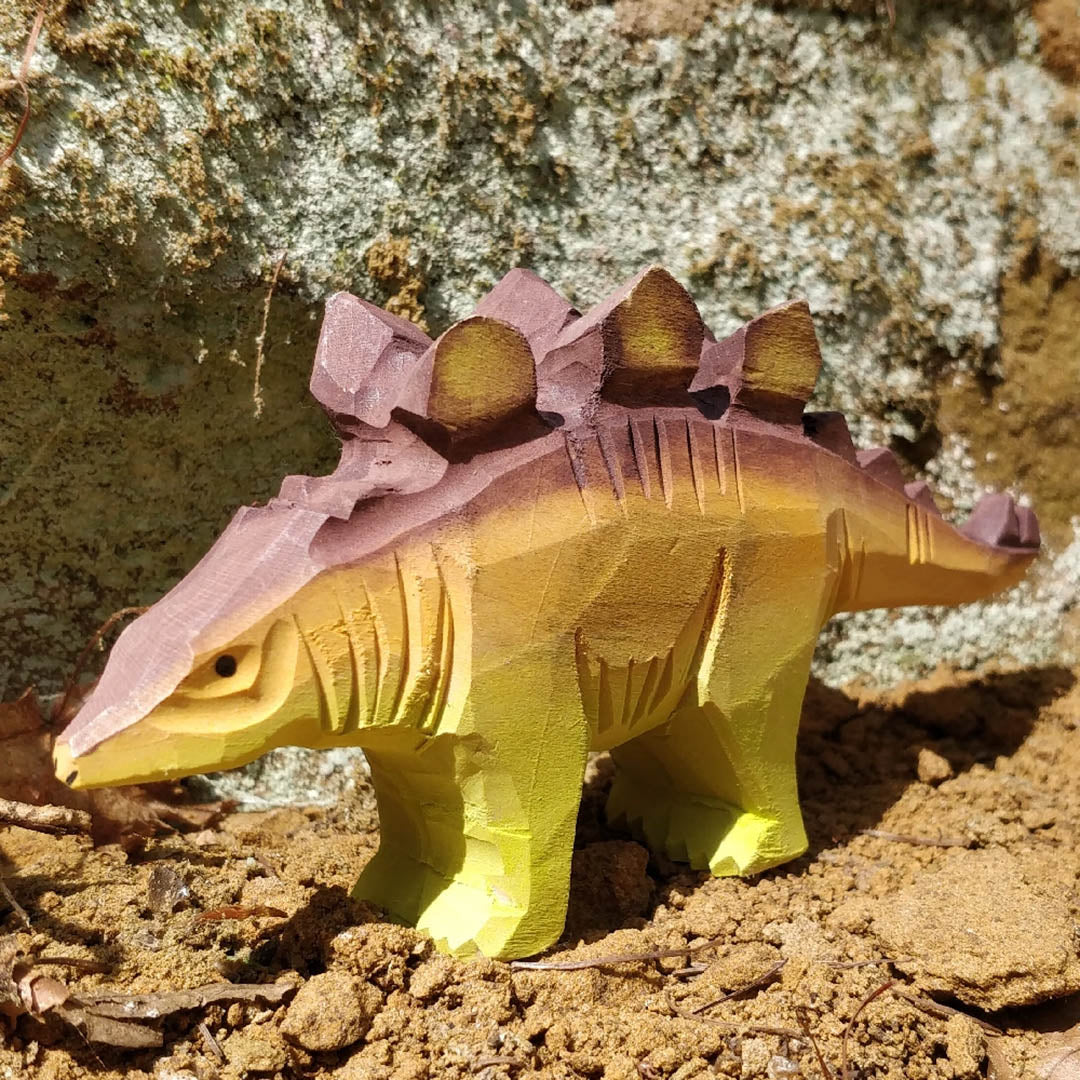 NEW Wooden Stegosaurus Dinosaur Animal Toy