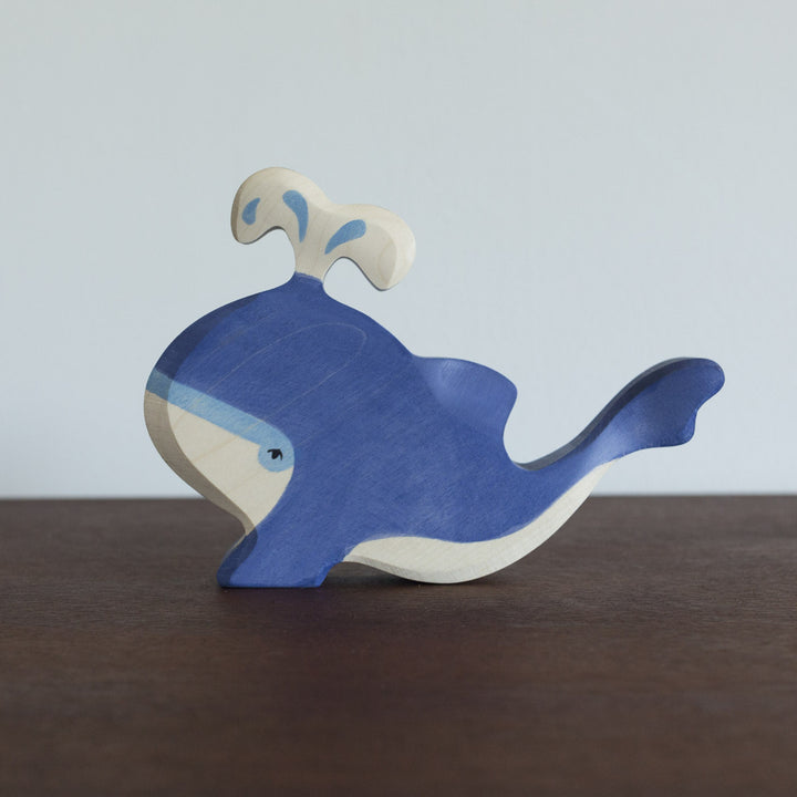 Holztiger Whale