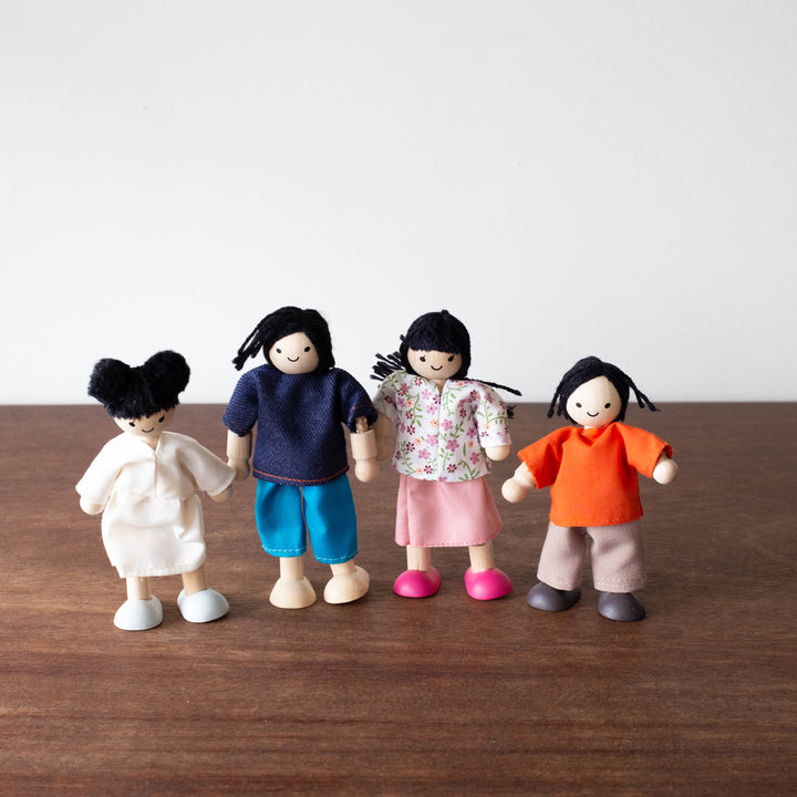 Wooden Doll Family Set- Asian