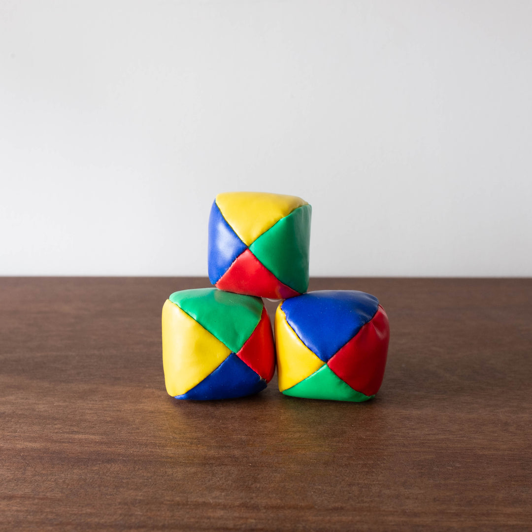 Retro Juggling Balls Set