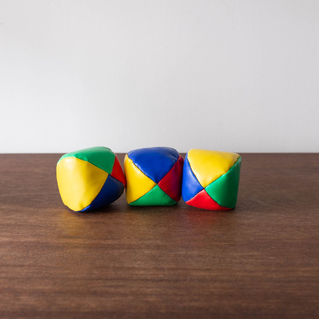 Retro Juggling Balls Set