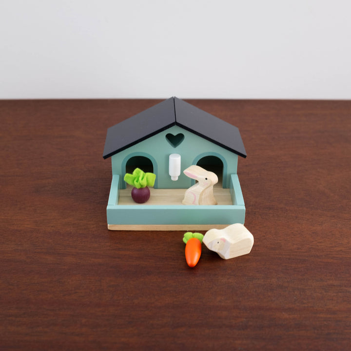 NEW Pet Rabbit House Toy Set