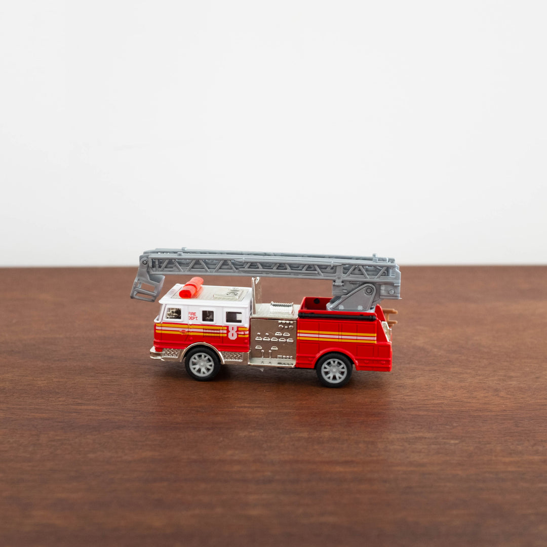 NEW Die Cast Metal Cars: Fire Engine Truck