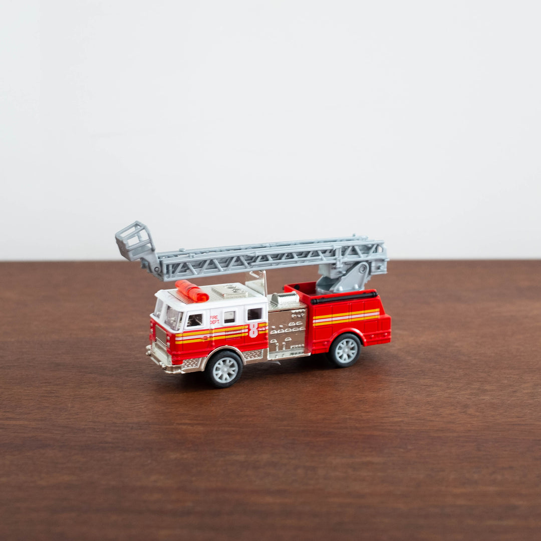 NEW Die Cast Metal Cars: Fire Engine Truck