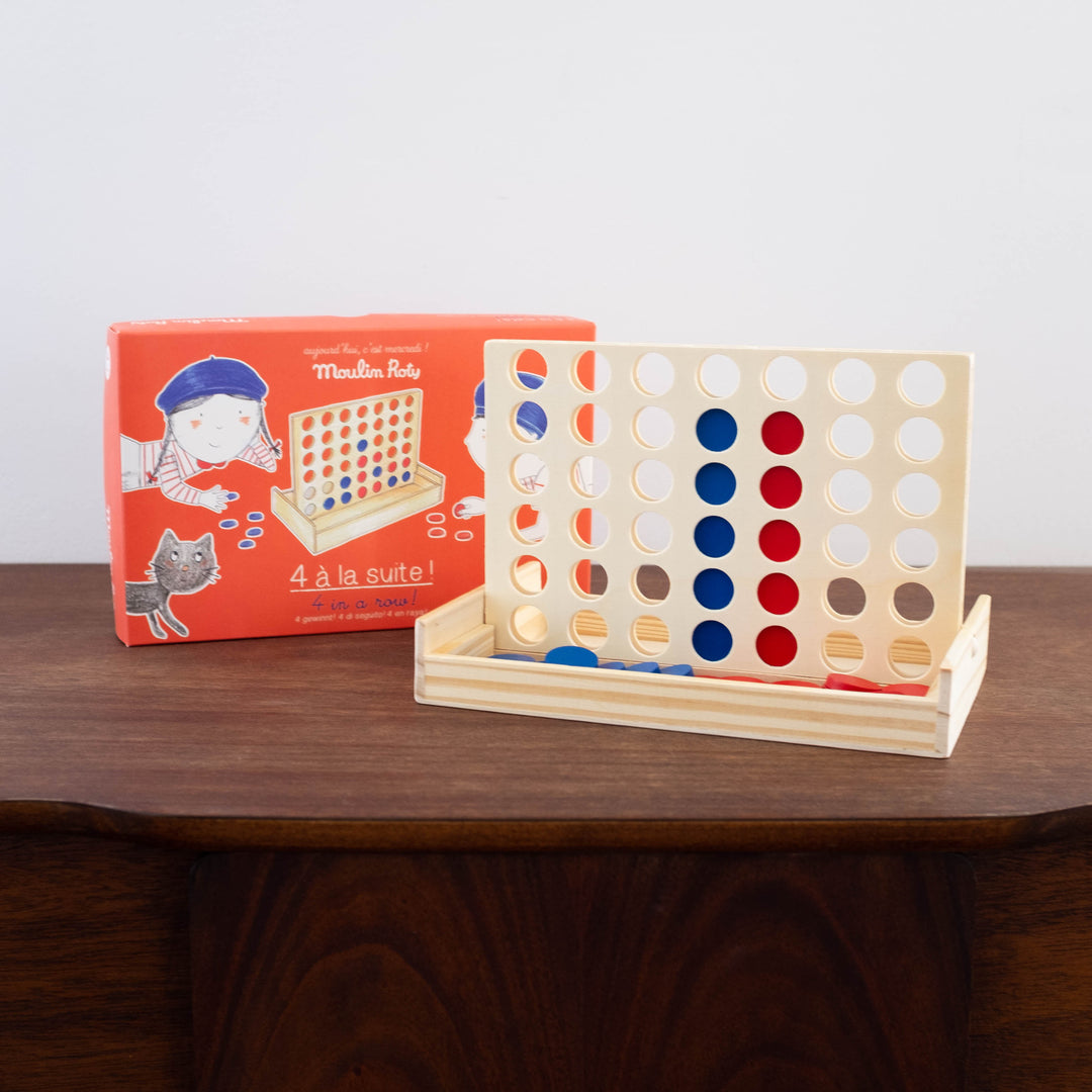 NEW 4 in a Row Wooden Game Toy Checkers