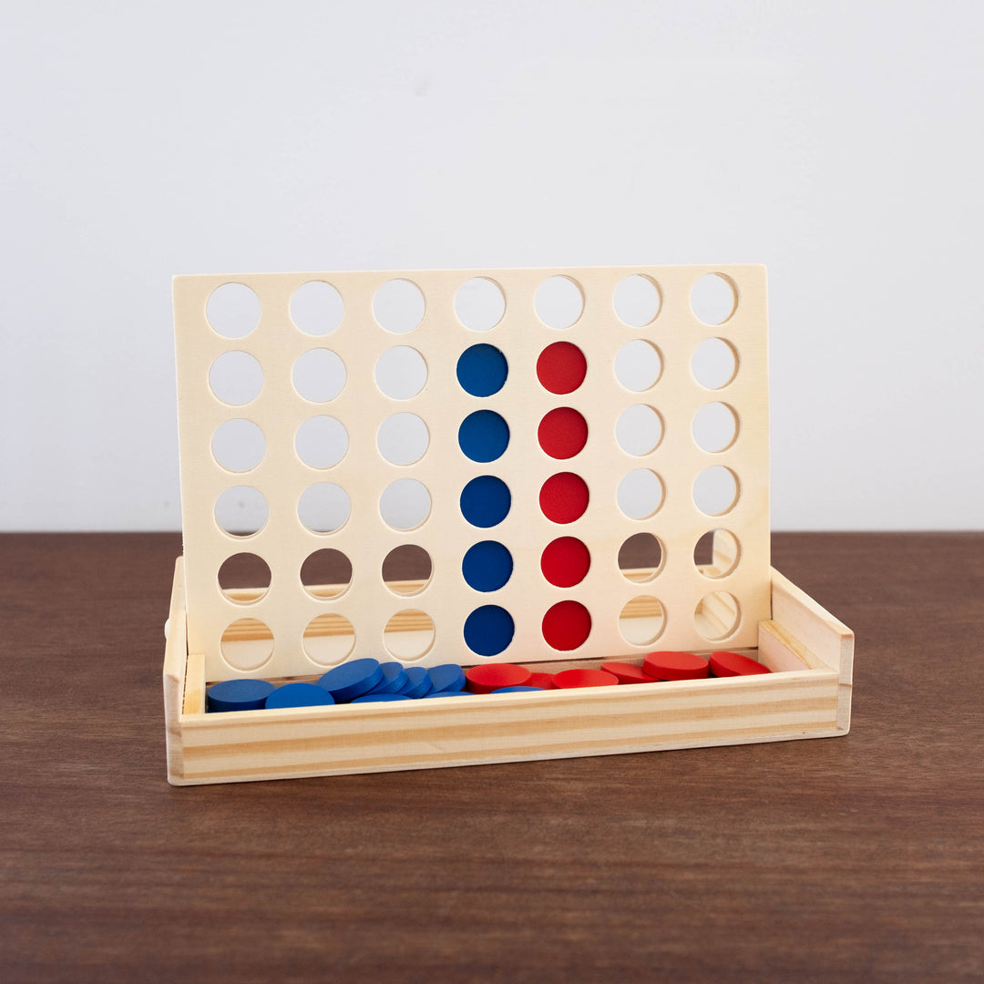 NEW 4 in a Row Wooden Game Toy Checkers