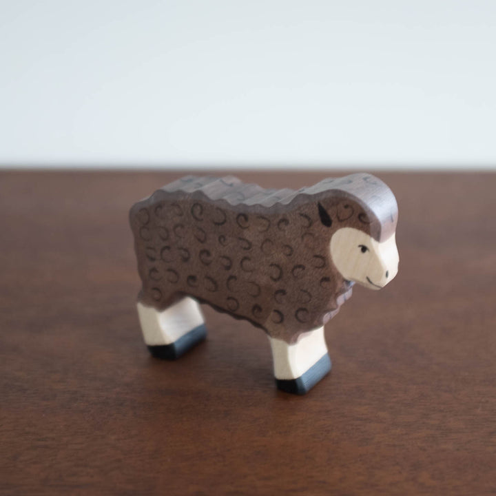Holztiger Brown Sheep