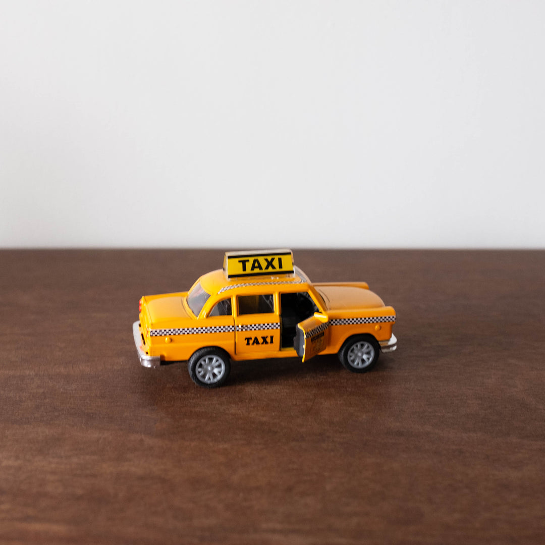 NEW Die Cast Metal Cars: Retro Yellow Taxi Cab with Light and Sound
